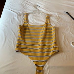 Express like new body suit